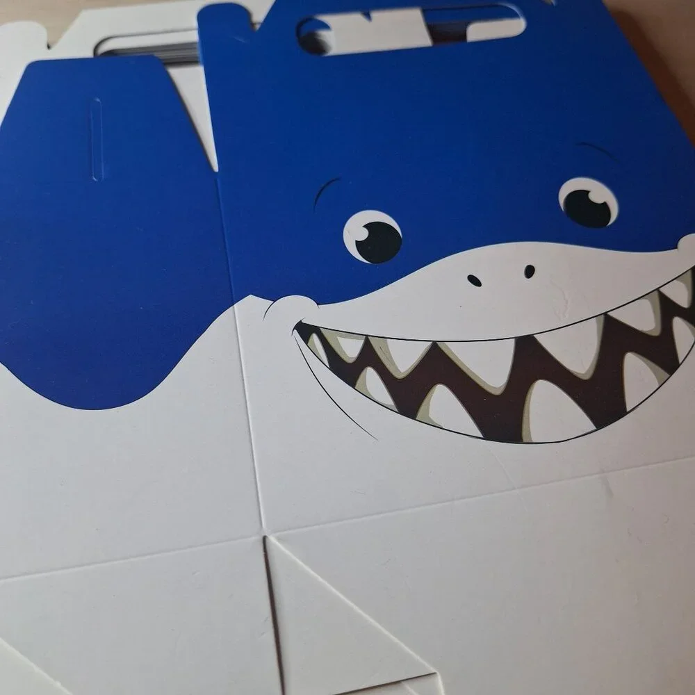 Shark Kids Party Favor Set Keychains Boxes Tattoos‎ Toy Whale Sea Life Animals